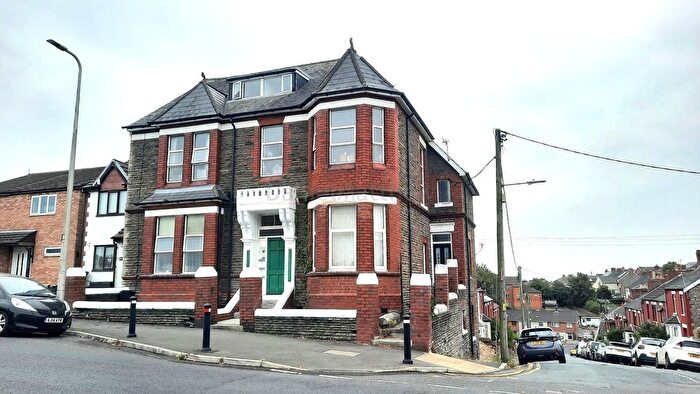 2 Bedroom Flat For Sale In Court Road, Barry, CF63