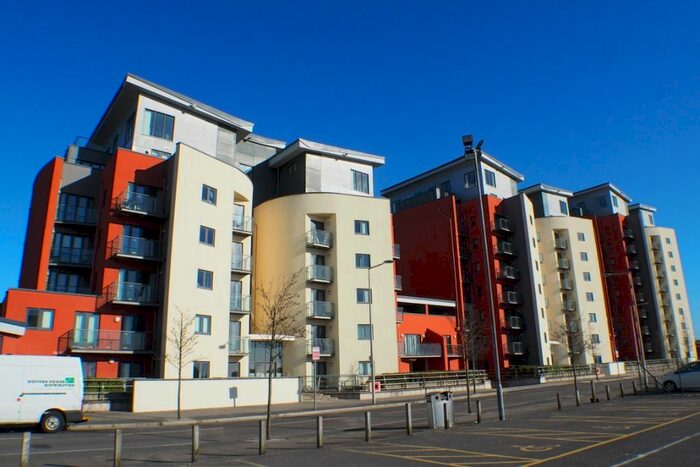 1 Bedroom Flat To Rent In Kings Road, Marina, Swansea, SA1
