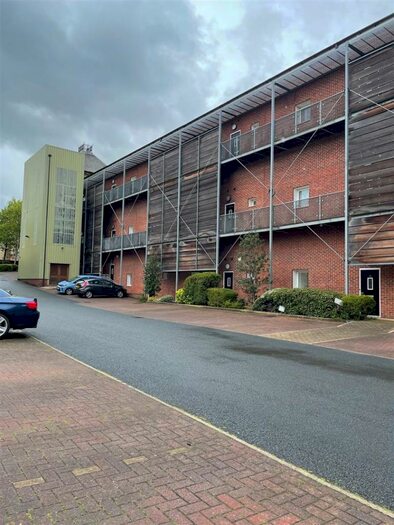 1 Bedroom Apartment To Rent In Annie Smith Way, Birkby, Huddersfield, HD2