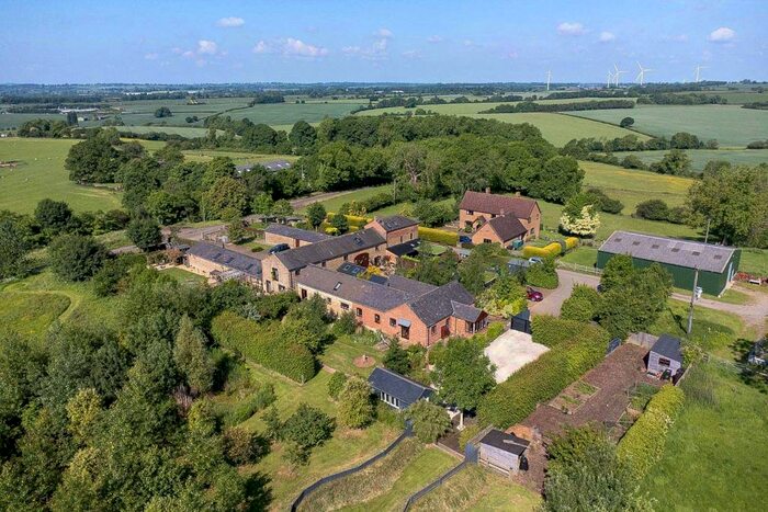 4 Bedroom Detached House For Sale In Grange Farm, Long Buckby, Northamptonshire, NN6