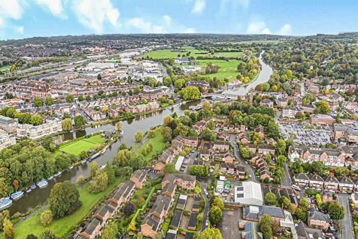 1 Bedroom Apartment For Sale In The Willows, Caversham, Reading, RG4