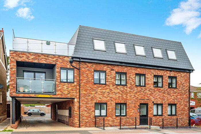 2 Bedroom Flat For Sale In Kings Road, Flitwick, Bedford, Bedfordshire, MK45
