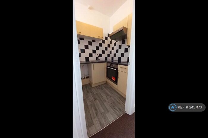 1 Bedroom Flat To Rent In Grenville House Conwy Road, Penmaenmawr, LL34