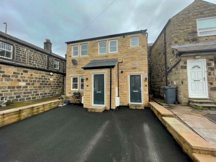 2 Bedroom Apartment To Rent In Quarry Terrace, Horsforth, Leeds, Eh, LS18