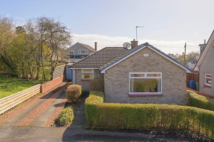 3 Bedroom Detached Bungalow For Sale In Larch Grove, Dunfermline, KY11