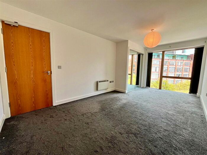 2 Bedroom Apartment For Sale In Sherborne Street, Birmingham, B16