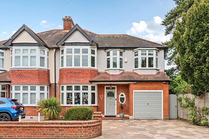 5 Bedroom Semi Detached House For Sale In Ridgeway, Hayes, Kent, BR2