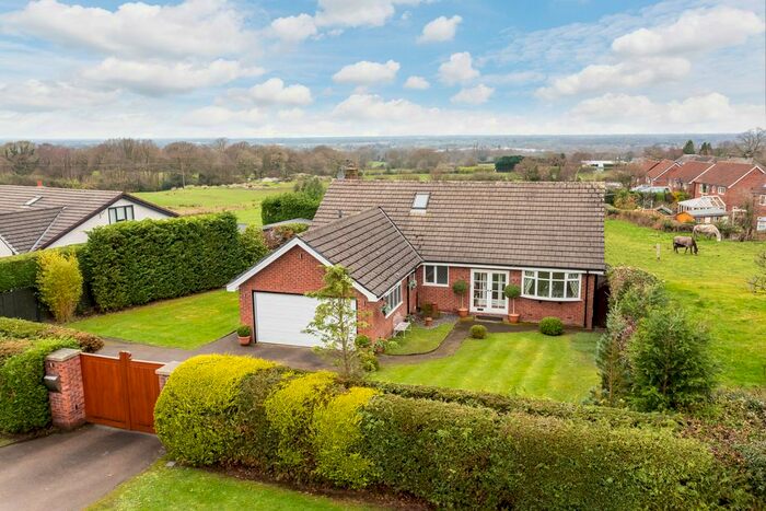 4 Bedroom Detached House For Sale In Wood Lane South, Adlington, SK10