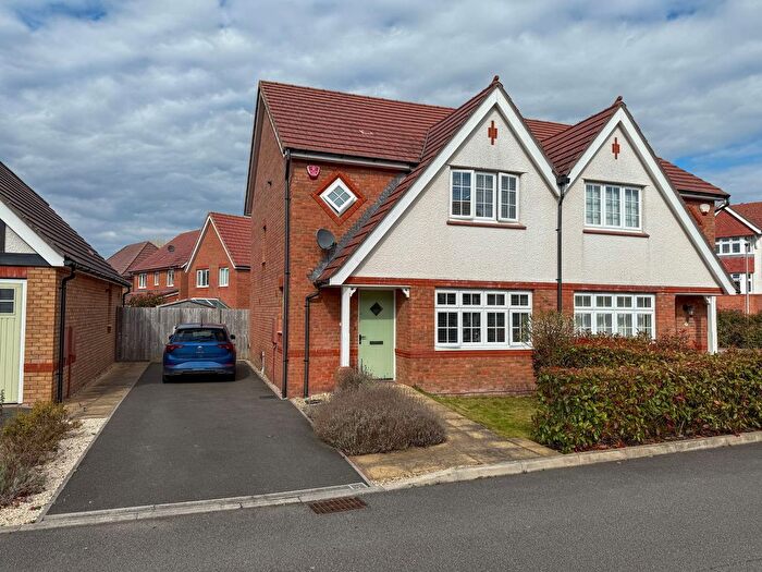 3 Bedroom Semi-Detached House For Sale In Camomile Way, Newton Abbot, TQ12