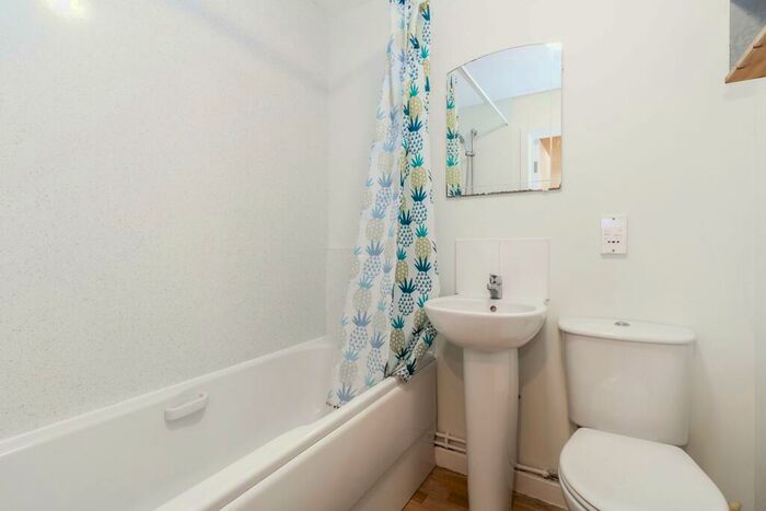 2 Bedroom Apartment To Rent In The Connexion, Chaucer Street, Mansfield, NG18