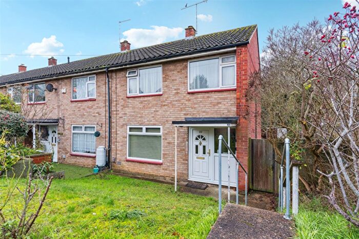 3 Bedroom End Terrace House For Sale In Fox Road, Stevenage, SG1