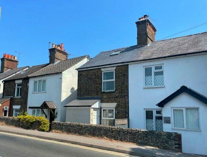 2 Bedroom Terraced House To Rent In Farnborough Road, Farnham, Surrey, GU9