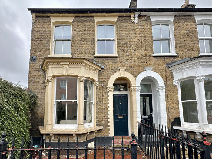 4 Bedroom Terraced House To Rent In Edric Road, London, SE14