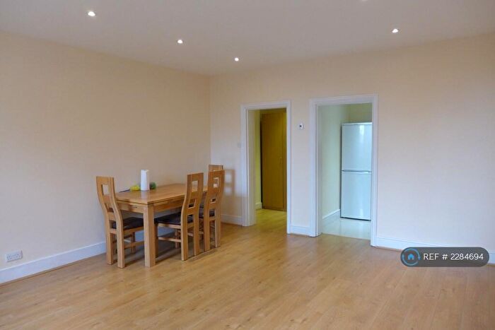 1 Bedroom Flat To Rent In Highgate, London, N6