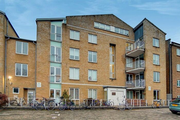 1 Bedroom Flat To Rent In Printers Mews, Old Ford Road, London, E3