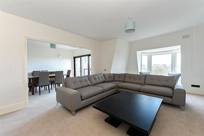 4 Bedroom Flat To Rent In Park Road, London, NW8