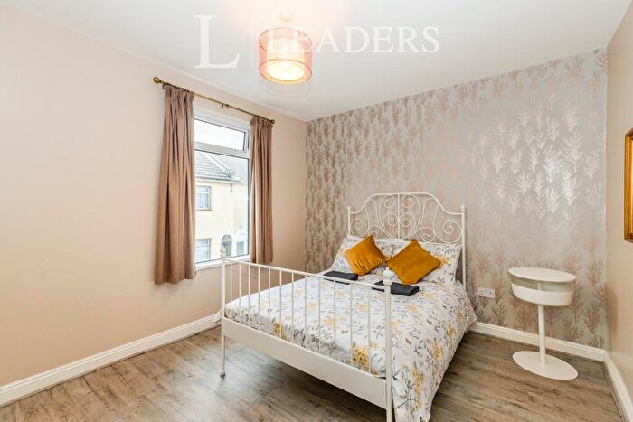 4 Bedroom Terraced House To Rent In Guildford Road, Guildford, PO1