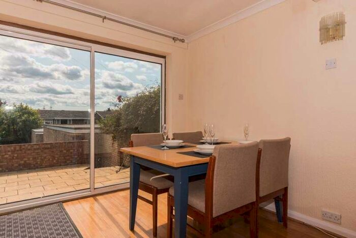 1 Bedroom House To Rent In Sandhurst Close, Canterbury, CT2