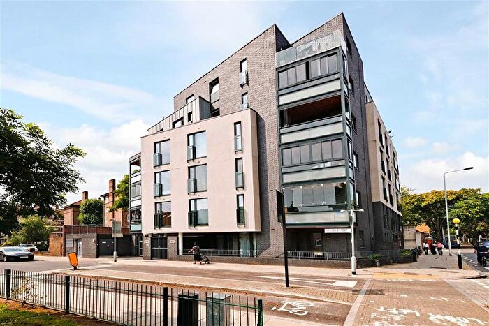 2 Bedroom Flat To Rent In Weston Street, London Bridge, SE1