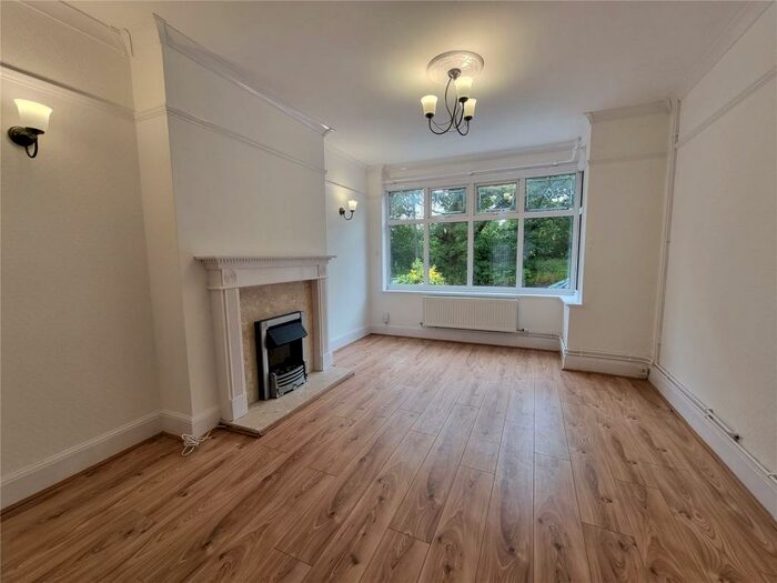 3 Bedroom Semi-Detached House To Rent In Hucknall Road, Nottingham, Nottinghamshire, NG5