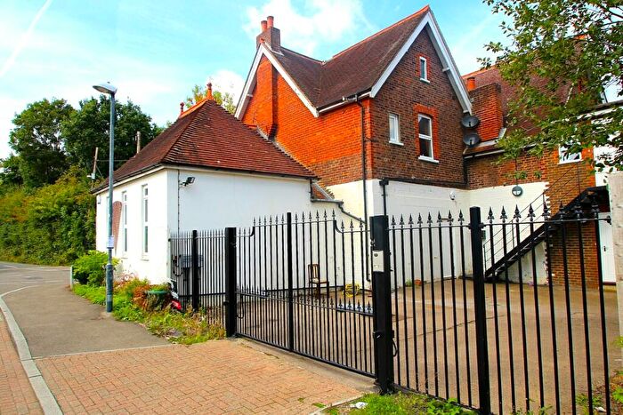 1 Bedroom Apartment To Rent In Ifield Green, Crawley, RH11