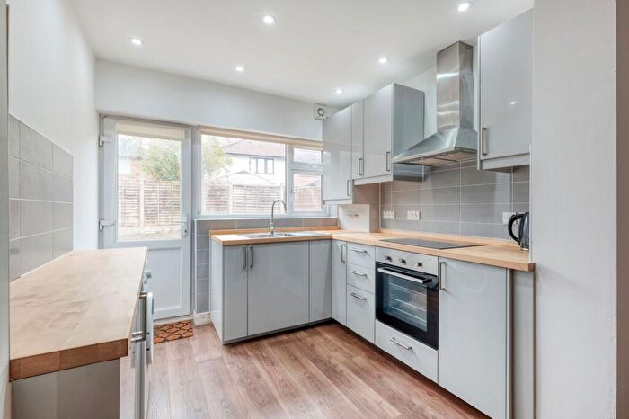 3 Bedroom Terraced House For Sale In Honiton Close, Birmingham, B31