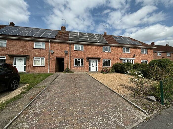 3 Bedroom Terraced House For Sale In Blackberry Lane, Potterne, Devizes, SN10