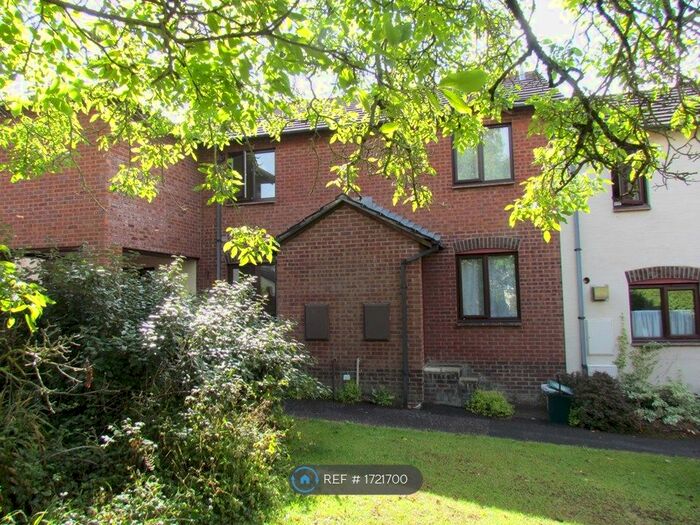 2 Bedroom Terraced House To Rent In Nurseries Close, Exeter, EX3