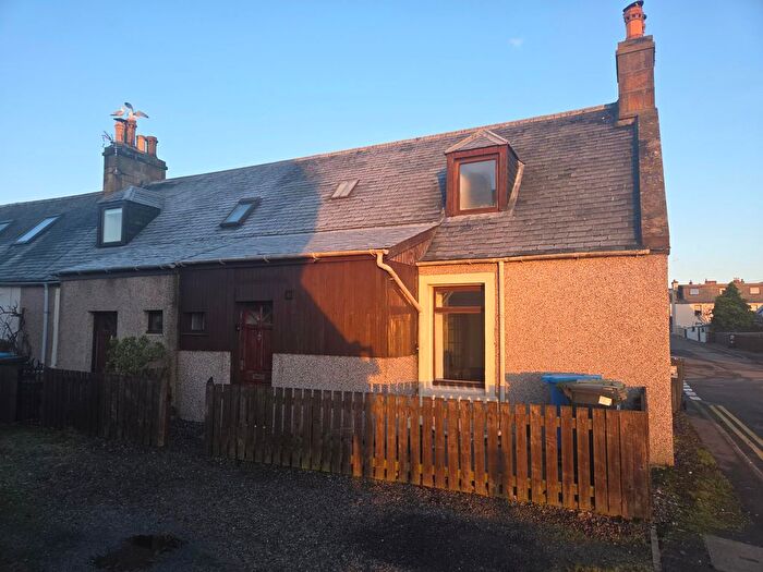 2 Bedroom End Terrace House For Sale In Ferry Row, Invergordon, IV18