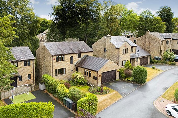 4 Bedroom Detached House For Sale In Hall Lee Fold, Lindley, Huddersfield, HD3