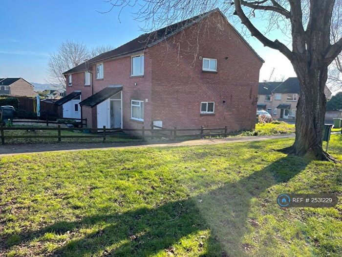 1 Bedroom Flat To Rent In Gainsborough Way, Yeovil, BA21