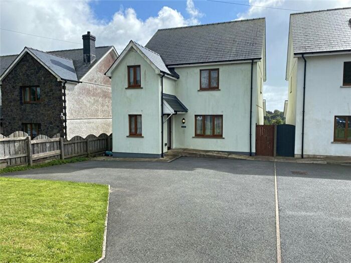 4 Bedroom Detached House For Sale In Panteg Cross, Llandysul, Ceredigion, SA44