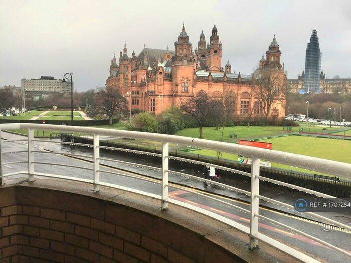 2 Bedroom Flat To Rent In Sauchiehall Street, Glasgow, G3