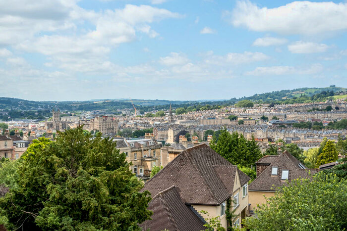3 Bedroom Apartment To Rent In Cleveland Walk, Bath, BA2