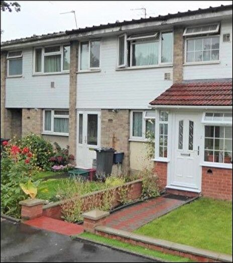 2 Bedroom Terraced House To Rent In Lynchen Close, Hounslow, TW5