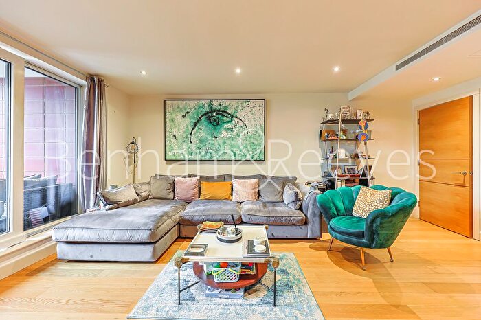 2 Bedroom Flat To Rent In Regal House, Imperial Wharf, SW6