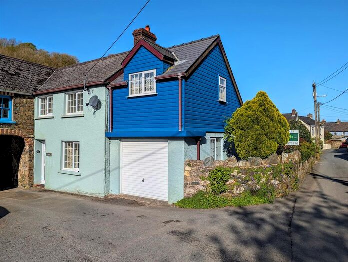 3 Bedroom Cottage For Sale In Glyn-Y-Mel Road, Lower Town, Fishguard, SA65