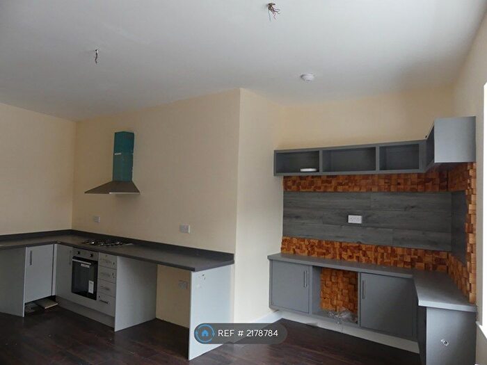 1 Bedroom Flat To Rent In St. James's Street, Burnley, BB11