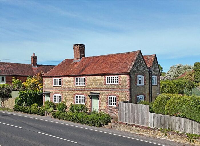 4 Bedroom Detached House For Sale In Northchapel, West Sussex, GU28