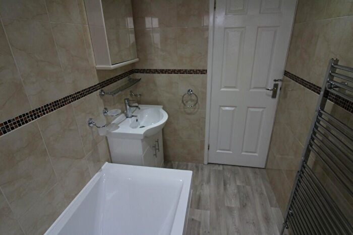 2 Bedroom Semi-Detached Bungalow For Sale In Lazenby Avenue, Fleetwood, Lancashire, FY7