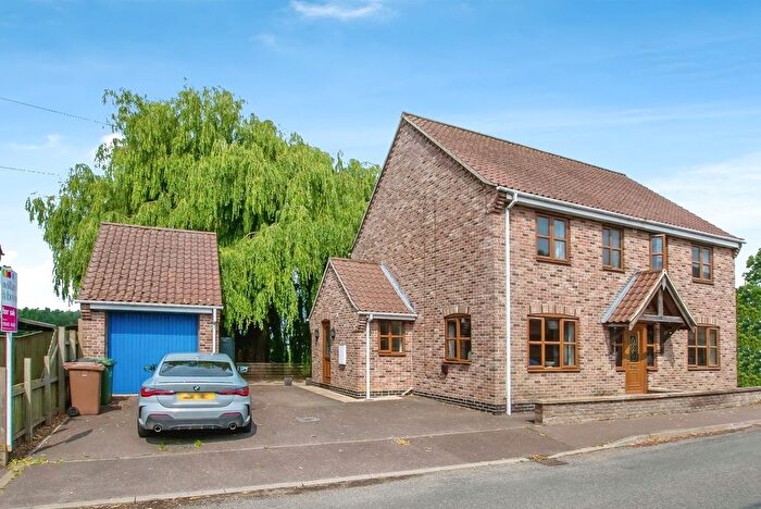 6 Bedroom Detached House For Sale In School Road, Upwell, Wisbech, PE14