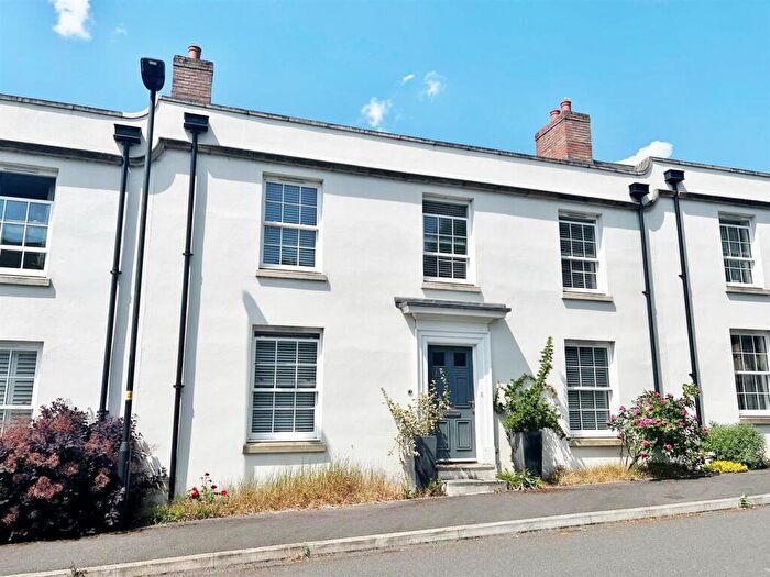 3 Bedroom Terraced House For Sale In Uncles Lane, Bradford-On-Avon, BA15