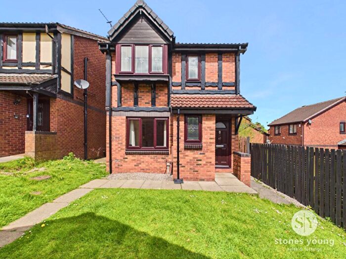 3 Bedroom Detached House For Sale In Regents View, Blackburn, BB1