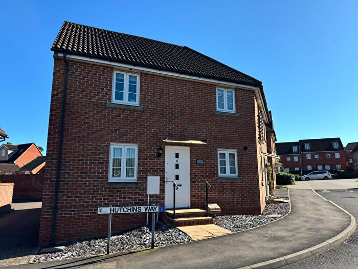 2 Bedroom Ground Maisonette To Rent In Carter Drive, Basingstoke, Hampshire, RG24