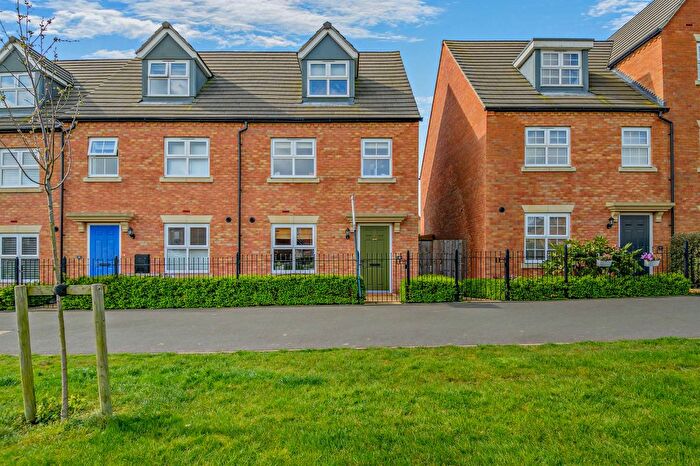 3 Bedroom End Terrace House For Sale In Vanderbank Terrace, Stamford, PE9