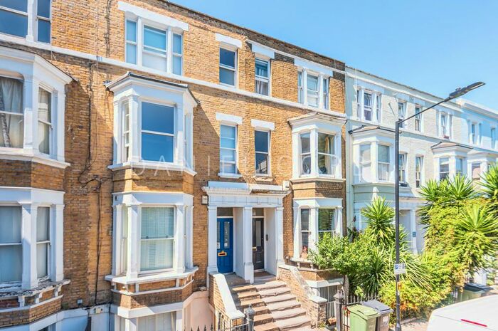 2 Bedroom Flat To Rent In Offley Road, London, SW9
