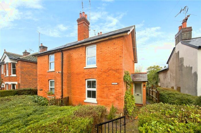 3 Bedroom Semi-Detached House For Sale In Barley Hill, Dunbridge, Romsey, Hampshire, SO51