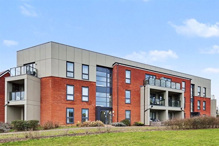 1 Bedroom Flat For Sale In Blackthorn Drive, Gilden Park, Harlow, CM17