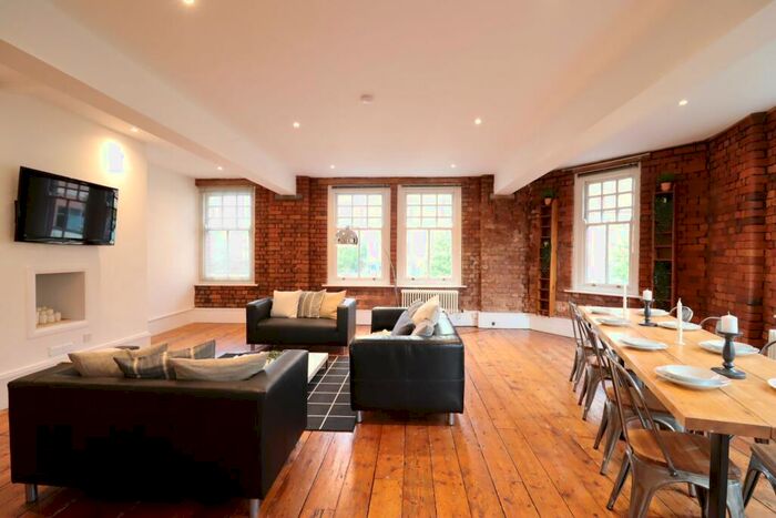 2 Bedroom Apartment To Rent In Ocean House, Clarence Road, Cardiff Bay, CF10