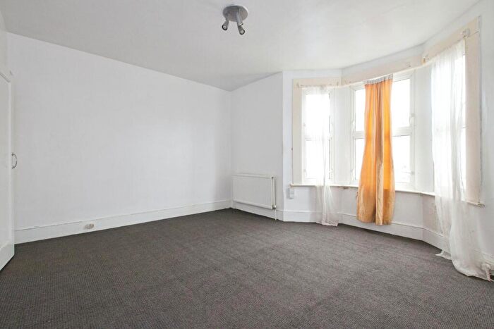 1 Bedroom Flat To Rent In Plumstead, SE18